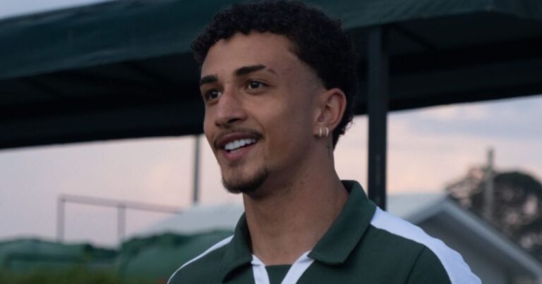 Promessa do Coritiba supera grave lesão e vira aposta de Fernando Seabra
