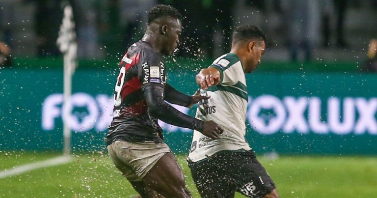 Odair defende substituição de Viveros no Atletiba